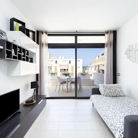 Apartment Top Location In Las Americas With Pool - Hemeras Boutique Homes *